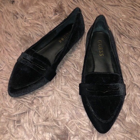 black suede point toed flats - Picture 2 of 4